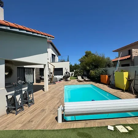 Evasion Piscine Detente En Occitanie Villa